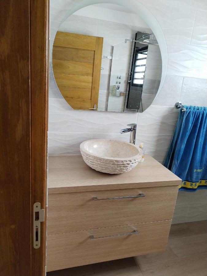 Chez Monblanc Villa Saint-Joseph Ngoại thất bức ảnh